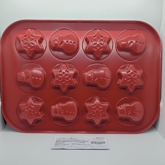 Pampered Chef Winter Snowman & Snowflake Cake Pan - Picture 4 of 6